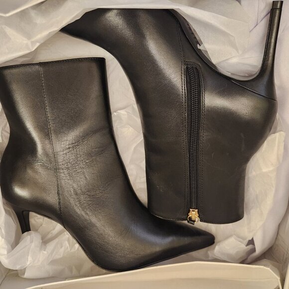 SCHUTZ Leather "Mikki" Point toe Booties. NIB. Size 7 - Picture 7 of 12